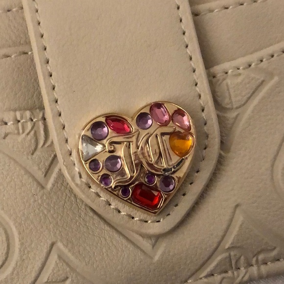 Juicy Couture Angel Glitz Out Tab Elongated Faux Leather CC Wallet NWT - Picture 3 of 16